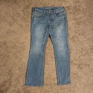 Light wash American eagle kick boot jeans size 10